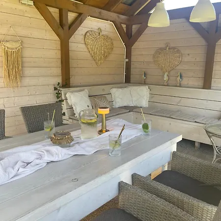Apartament I Goscinne Marika *